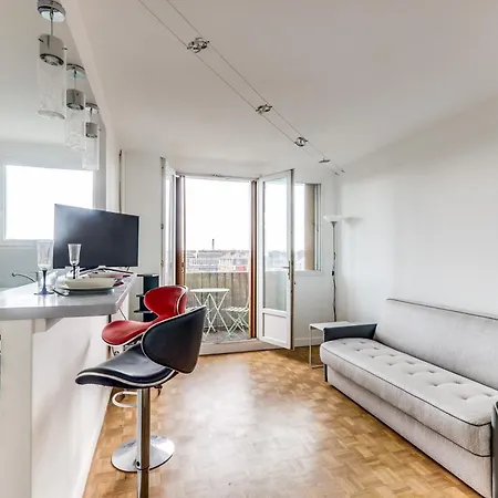 Avec Balcon Vue Degagee Paris